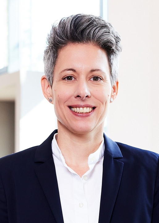 Dr. Julia Borggräfe