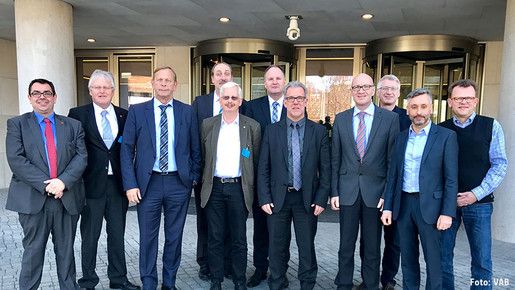 Verhandlungskommission von dbb und ver.di