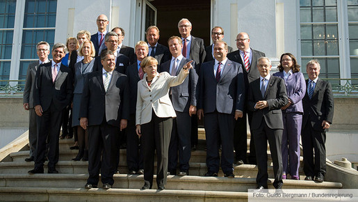 Bundeskabinett und Sozialpartner auf Schloss Meseberg 2014