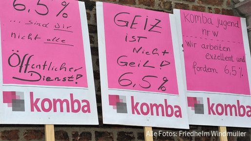 Einkommensrunde 2012: Warnstreik in Neuss Einkommensrunde 2012: Warnstreik in Neuss