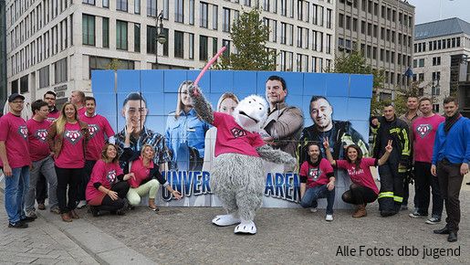 Protestaktion der dbb jugend in Berlin: „Übernahme statt Befristung“ Protestaktion der dbb jugend in Berlin: „Übernahme statt Befristung“