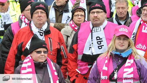 Beschäftigte streiken und demonstrieren in Fulda