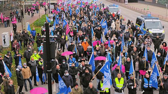 Einkommensrunde 2021: Demo in Hamburg