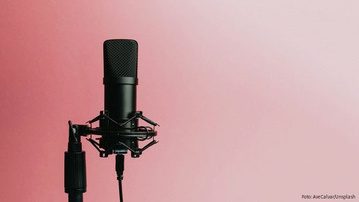 „Frauen in Führung!“, so lautet der Titel der aktuellen Podcast-Folge der dbb akademie.