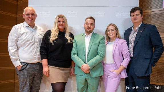 Krieg, Klimakrise, Pandemie: Die Krisen der Gegenwart und was sie bei jungen Menschen auslösen, das stand auf dem Ideencampus der dbb jugend im Fokus. Krieg, Klimakrise, Pandemie: Die Krisen der Gegenwart und was sie bei jungen Menschen auslösen, das stand auf dem Ideencampus der dbb jugend im Fokus.