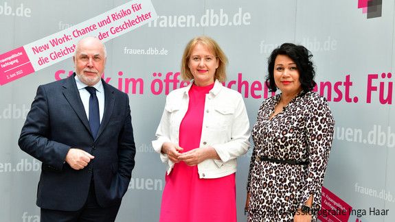 16. Frauenpolitische Fachtagung der dbb bundesfrauenvertretung – New Work: Chance und Gefahr für die Gleichstellung der Geschlechter "Foto: Businessfotografie Inga Haar", 02.06.2022, 16. Frauenpolitische Fachtagung der dbb bundesfrauenvertretung – New Work: Chance und Gefahr für die Gleichstellung der Geschlechter, dbb forum berlin (Friedrichstr. 169 in 10117 Berlin)