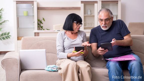 Senioren diskutieren Finanzen Senioren diskutieren Finanzen