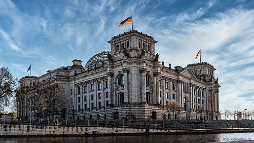 Außenansicht Deutscher Bundestag, Reichstagsgebäude Berlin