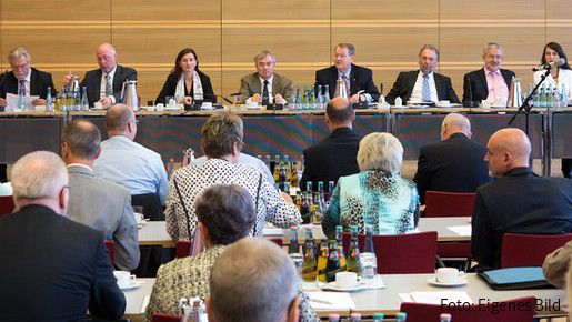 dbb Bundesvorstand dbb Bundesvorstand