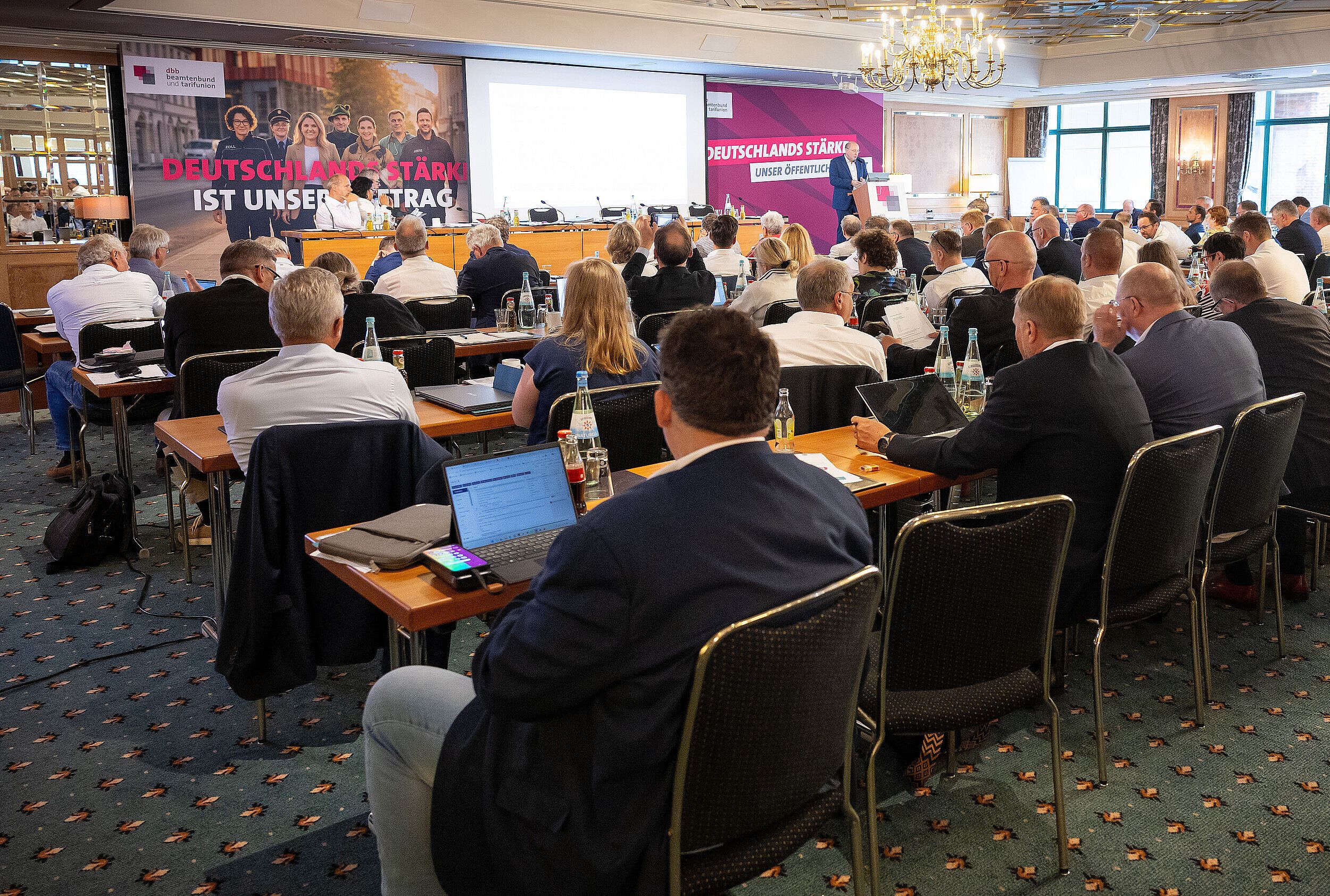 Reformideen für das Beamtentum beschlossen