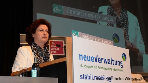 Anke Weigend Geschäftsführerin der dbb akademie, Anke Weigend