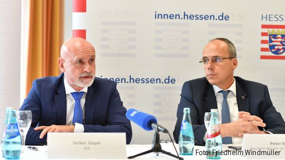 Einkommensrunde 2021: Tarifeinigung in Hessen