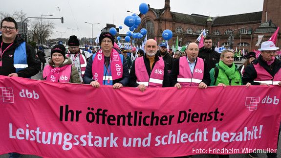 Einkommensrunde, Hessen, Tarifverhandlungen, TV H, EKR Hessen