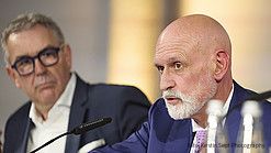 Volker Geyer ist neuer Bundesvorsitzender - Ulrich Silberbach verabschiedet