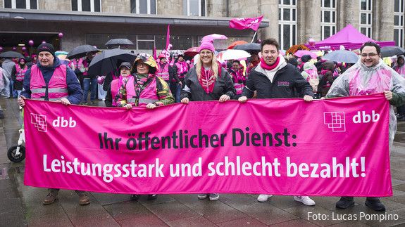 Demo in Wuppertal am 26.02.2025 - Bildergalerie
