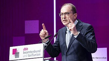 Dobrindt will amtsangemessene Alimentation „in einigen Wochen“ umsetzen