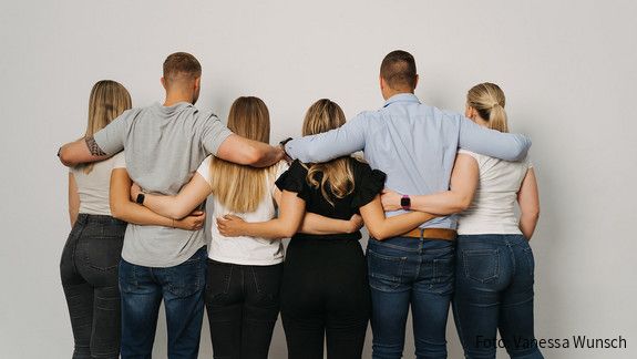 Der 5. Dezember ist der Internationale Tag des Ehrenamts. Tag des Ehrenamts, dbb jugend