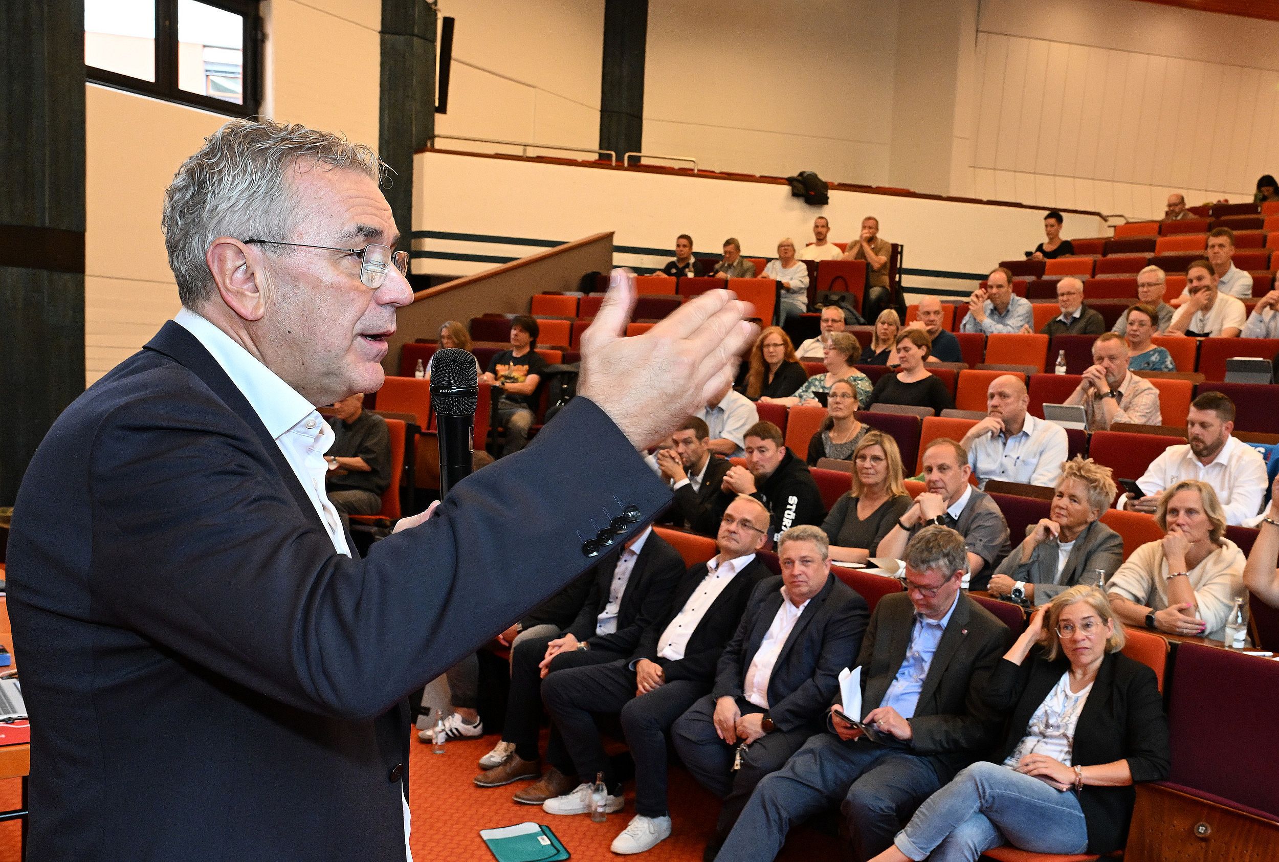 Beschäftigte fordern mehr Nachhaltigkeit für den öffentlichen Dienst
