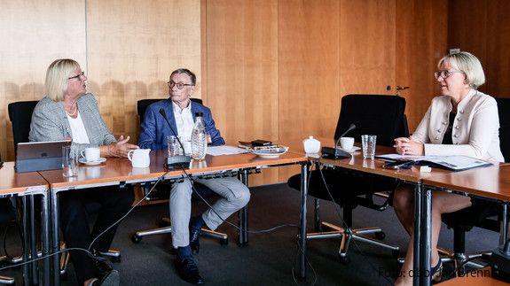 Anke Schwitzer, Horst Günther Klitzing, Petra Nicolaisen Anke Schwitzer, Horst Günther Klitzing, Petra Nicolaisen (CDU)