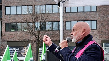 Viel Geld für wenig Arbeit im öffentlichen Dienst? Geyer: „Quatsch.“
