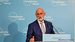 „Das Berufsbeamtentum ist ein Bollwerk gegen den Extremismus“