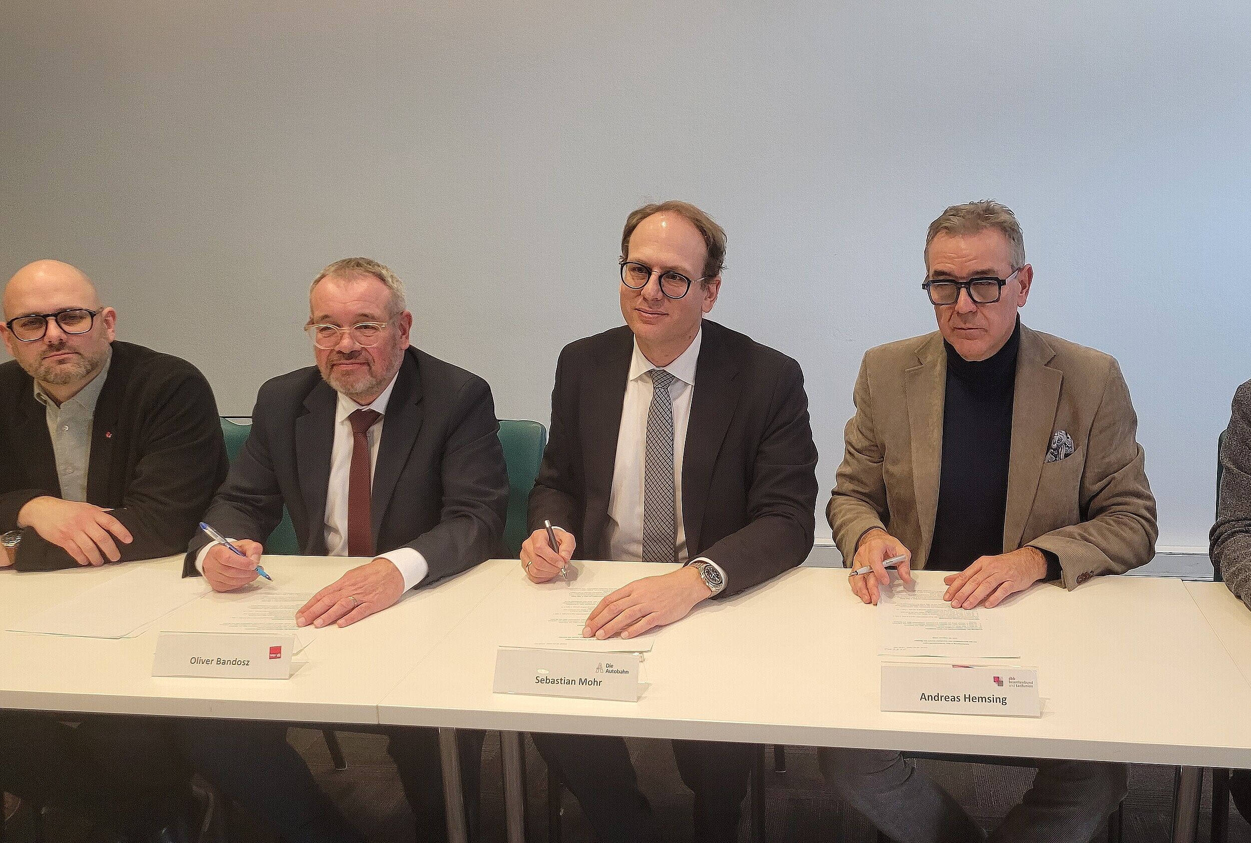 Tarifeinigung mit Autobahn GmbH steht