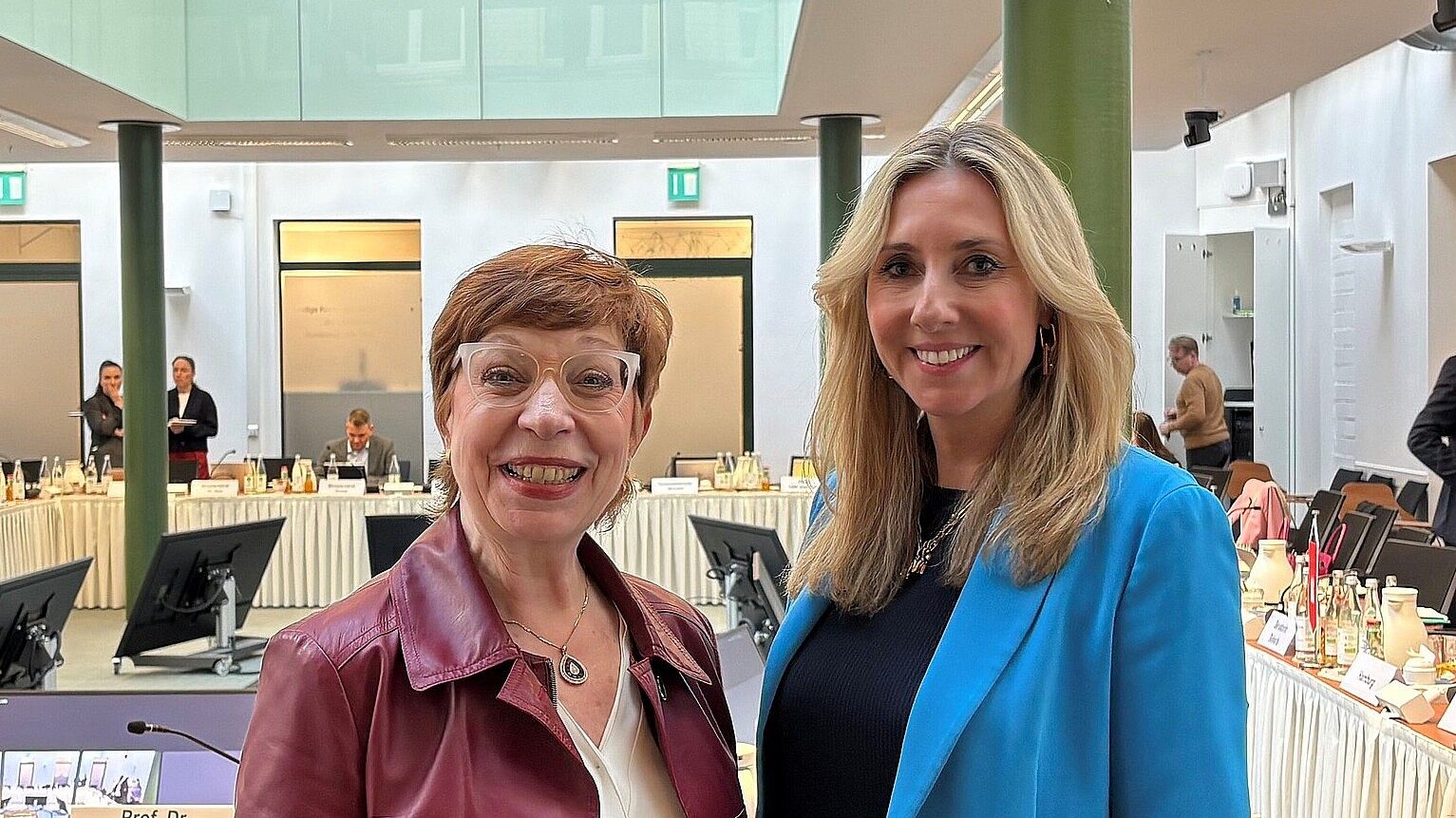 Lehrkräfte tragen pädagogische Verantwortung, nicht Technik