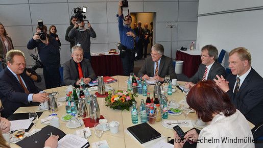Beginn dritte Verhandlungsrunde